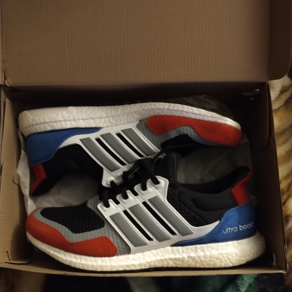 Adidas ultra boost - Picture 2 of 4